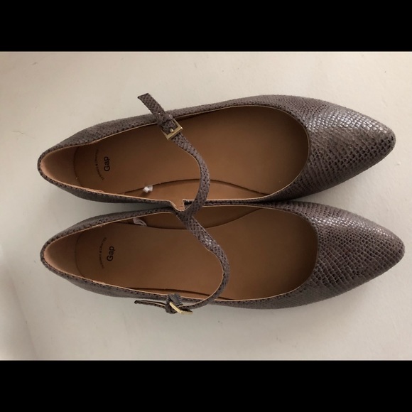 GAP ankle strap flats NWOT women’s 9 - Picture 2 of 5